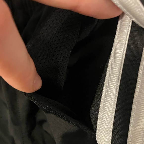 4T adidas tracksuit - Picture 12 of 14